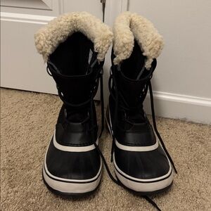 Sorel Black and Cream Winter Boots